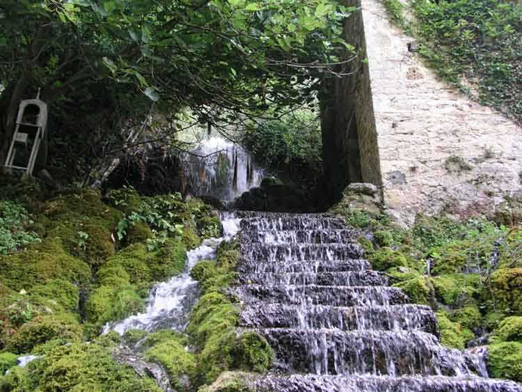Αγωνία τέλος για την Γερμανίδα τουρίστρια που είχε εξαφανιστεί – Εντοπίστηκε στους Μύλους Σουλίου
