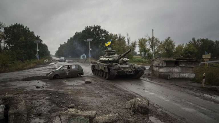 Εσθονία: Να γίνει διάλογος για την αποστολή αρμάτων μάχης στην Ουκρανία