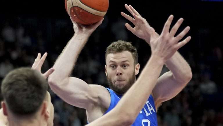 Μέλι: «Προκριθήκαμε επειδή… αποβλήθηκε ο Ποτσέκο» (video)