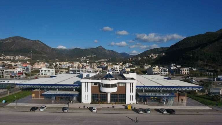 Στα χέρια του γνωστού ομογενή επιχειρηματία Ιβάν Σαββίδη ενδέχεται να περάσει το λιμάνι Ηγουμενίτσας