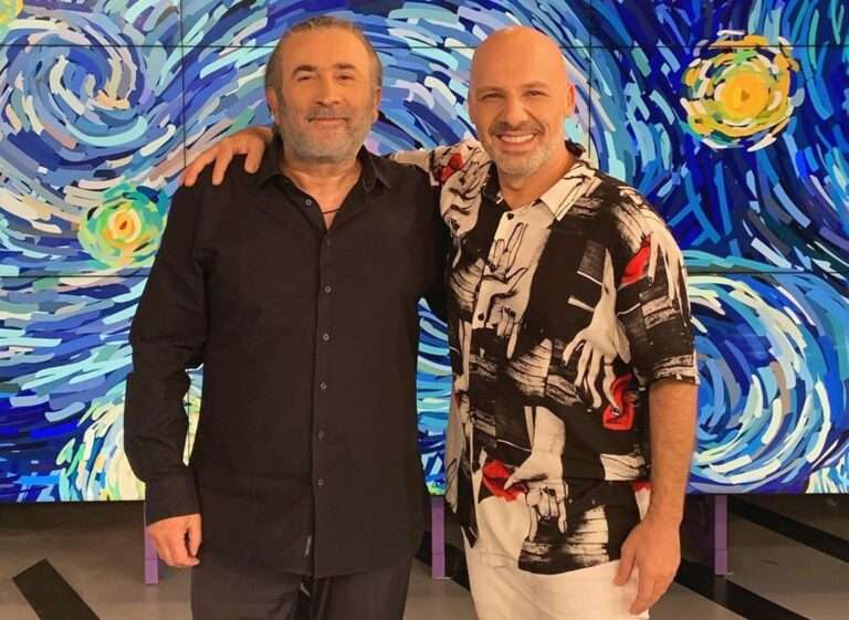 Λάκης Λαζόπουλος για  Νίκος Μουτσινά: «Το είπαμε χίλιες φορές, δεν κάνει σάτιρα» – Τι είπε για τους Ράδιο Αρβύλα;