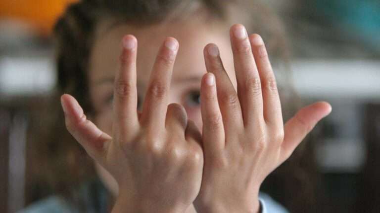 Στις φυλακές οδηγήθηκε 73χρονος που βίαζε την ανήλικη ανιψιάς του