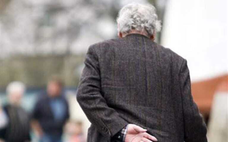 Πρωταθλήτρια στη… γήρανση Άρτα –  Ένας στους 3 άνω των 65 ετών