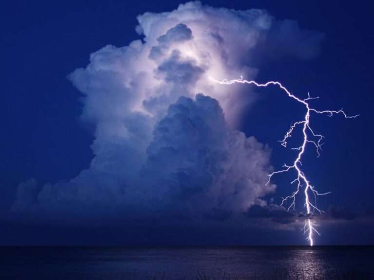 Επικίνδυνα καιρικά φαινόμενα την Πέμπτη το βράδυ στην Ήπειρο