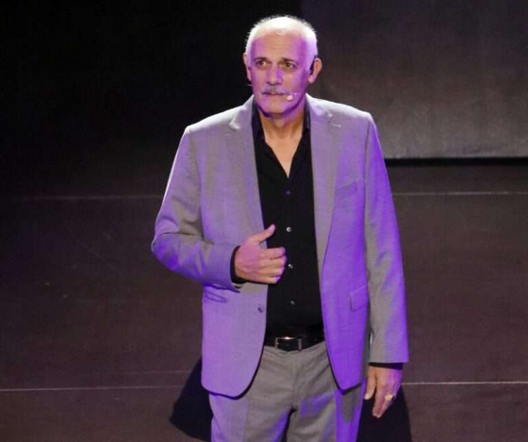 Γιώργος Κιμούλης: Η συνάντηση με τον δικηγόρο του σε μαγαζί στο κέντρο της Αθήνας ετά τις καταγγελίες εις βάρος του