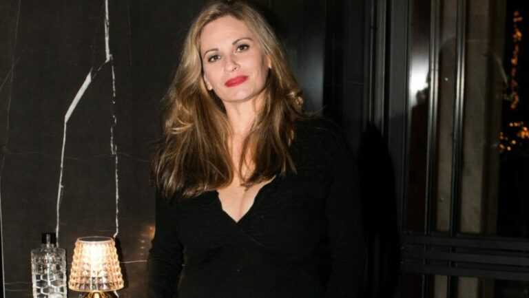 Θεοφανία Παπαθωμά: «Δεν μου αρέσει να λένε οι μαμάδες ότι είναι ερωτευμένες με τους γιους τους. Εγώ κρατώ απόσταση»