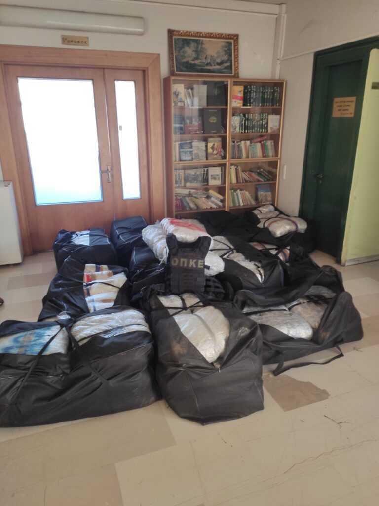 Μεγάλη ποσότητα ναρκωτικών εντοπίστηκε στα Γιάννενα – Κατασχέθηκε φορτίο 375 κιλών ακατέργαστης κάνναβης