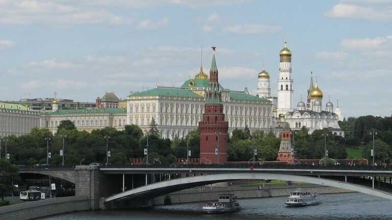 Η Ρωσία δεσμεύεται να αποτρέψει πυρηνική σύγκρουση