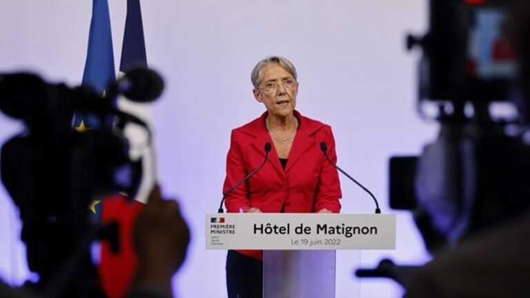 Η εκτόνωση της έντασης στις γαλλογερμανικές σχέσεις, στόχος της Γαλλίδας πρωθυπουργού Μπορν σήμερα στο Βερολίνο