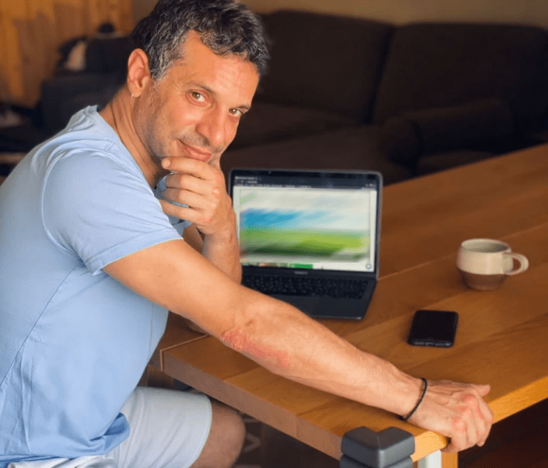 Γιώργος Χρανιώτης: «Έχω πει ψέματα ότι ξέρω ιππασία για να πάρω μία δουλειά, ενώ δεν έχω ανέβει ούτε σε γαϊδούρι»