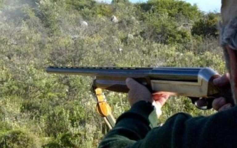 60χρονος κυνηγός σκοτώθηκε από φίλο του που τον πέρασε για αγριογούρουνο