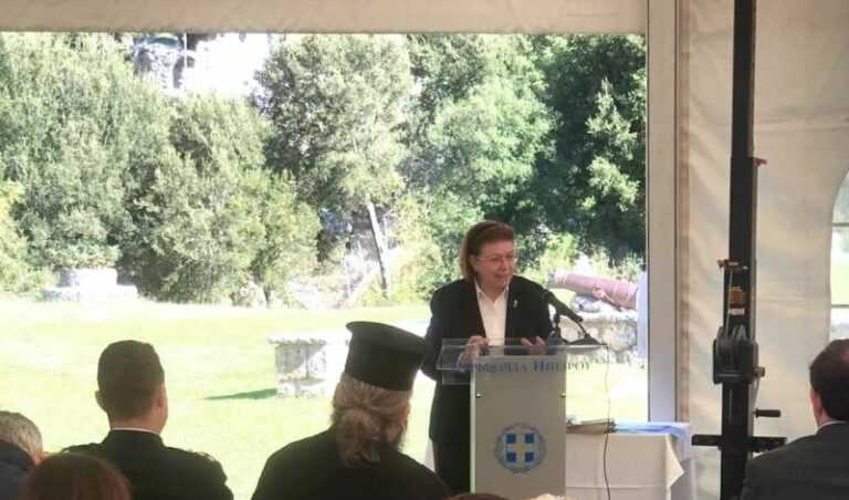 Λίνα Μενδώνη: Ιδιοκτησιακό και χρήσεις γης «φρενάρουν» την αξιοποίηση του Σουλίου!