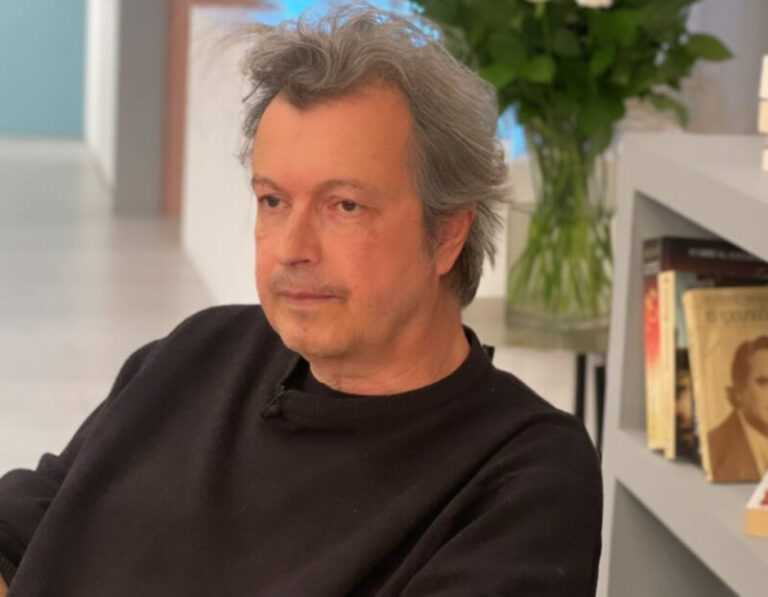 Η εξομολόγηση του Πέτρου Τατσόπουλου: «Οι αδελφές μου έζησαν σε ίδρυμα έως τα 18 τους χρόνια, ένιωσαν τον ιδρυματισμό στο πετσί τους»