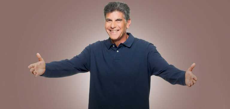 Όλο το παρασκήνιο για την εκπομπή του Γιάννη Μπέζου: Το γύρισμα που ακυρώθηκε (και έσπειρε ανησυχία) και οι προθέσεις του Open