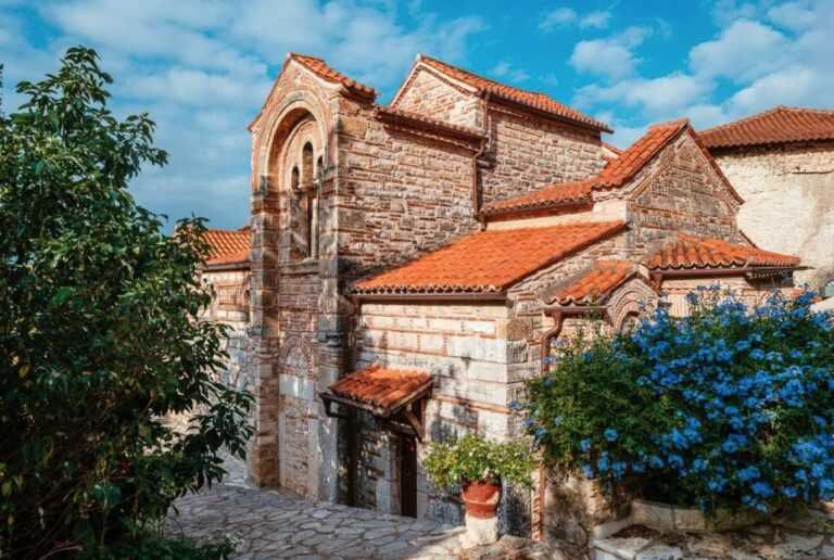 Θύμα απάτης έπεσε Καλόγρια στην Άρτα – 7.840 ευρώ έκαναν φτερά από τον λογαριασμό της Ιεράς Μονής Κάτω Παναγιάς