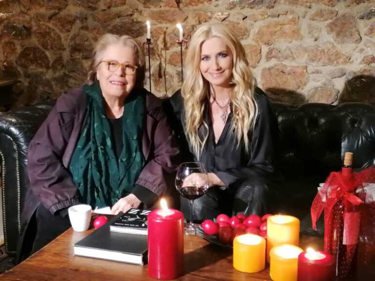 Δήμητρα Γαλάνη: «Στρεφόμουν εναντίον του εαυτού μου. Ήμουν πιο ακραία, ήμουν μέσα έξω στις καταχρήσεις»