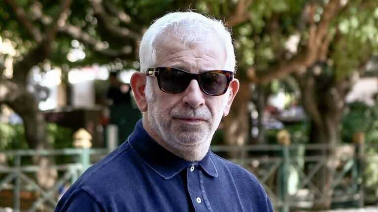 Πέτρος Φιλιππίδης: Σε στενό οικογενειακό κύκλο πέρασε τα γενέθλιά του λίγο πριν από την απολογία του