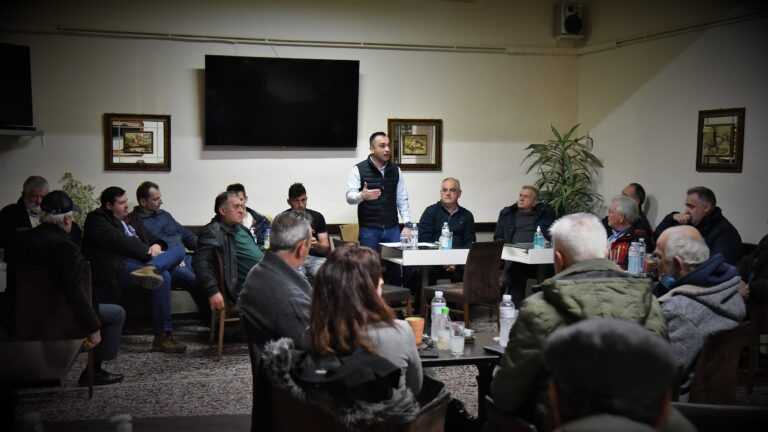 Άρτα: Συνεχίζονται οι επαφές του Ντίνου Παπαδημητρίου