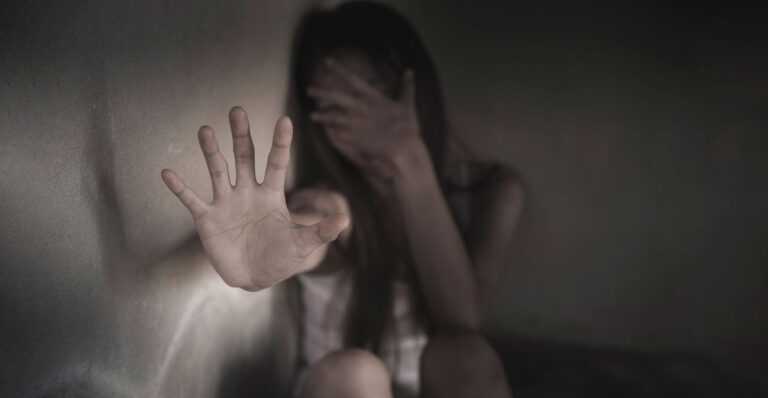 42χρονος Ρομά κατηγορείται ότι βίαζε την ανιψιά του και την απειλούσε να παντρευτεί τον ξάδερφό της!