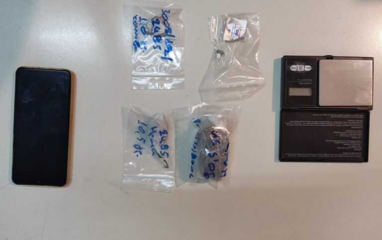 Ιωάννινα: Συνελήφθη για διακίνηση ηρωίνης, ναρκωτικών χαπιών και κάνναβης