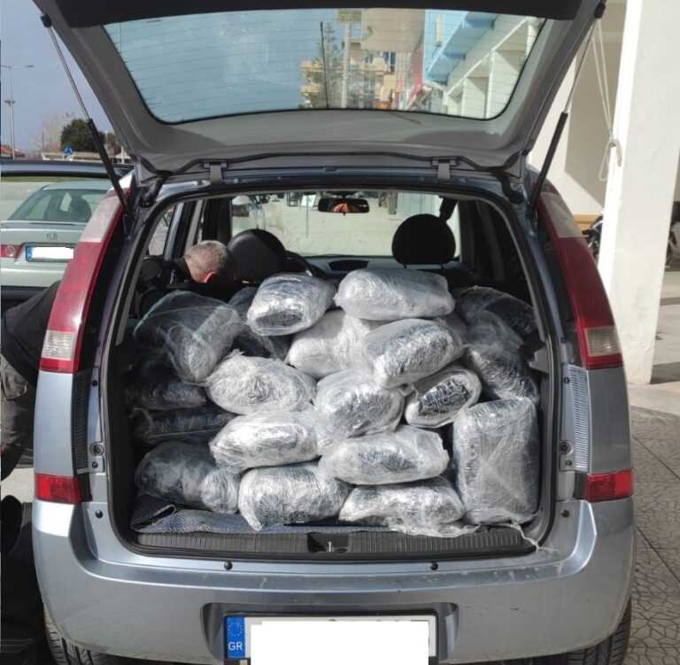 Ηγουμενίτσα: Συνελήφθη οδηγός αυτοκινήτου που μετέφερε 67 κιλά ακατέργαστης κάνναβης