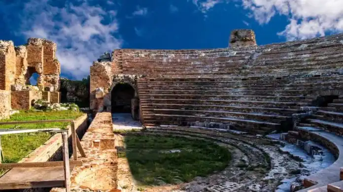 Ρωμαϊκό ωδείο Νικόπολης (Βίντεο)