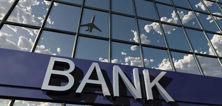 «Βόμβα» στην αγορά: Κοντά σε λουκέτο μεγάλη ελληνική τράπεζα