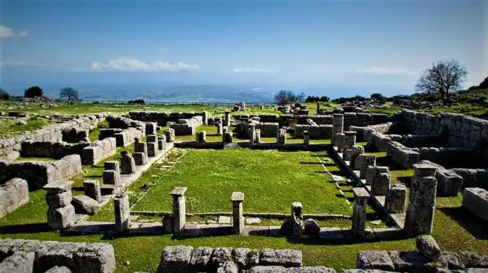 Η κεραμική από την Κασσώπη και το Όρραον στο “μικροσκόπιο” των ερευνητών της Εφορείας Αρχαιοτήτων Πρέβεζας-