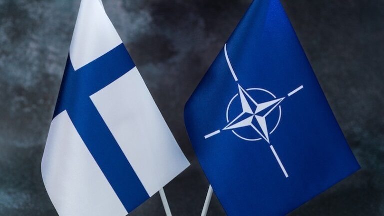 Η Φινλανδία γίνεται την Τρίτη το 31ο μέλος του ΝΑΤΟ