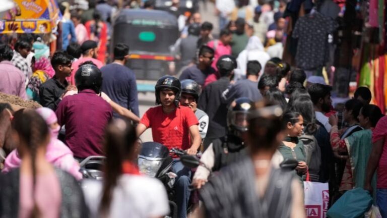 Κλειστά για μια εβδομάδα σχολεία στην Ινδία εξαιτίας των πολύ υψηλών θερμοκρασιών