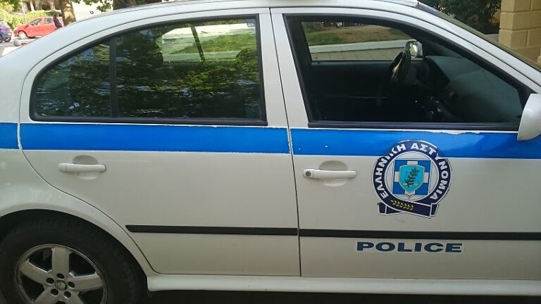 Έκλεψε τα χρυσαφικά ηλικιωμένης παριστάνοντας τον υπάλληλο ΔΕΗ στην Πρέβεζα