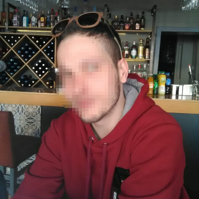 Σκότωσε τη μάνα του, ομολόγησε την πράξη και αγνοείται – Ανθωποκυνηγητό για τον 34χρονο