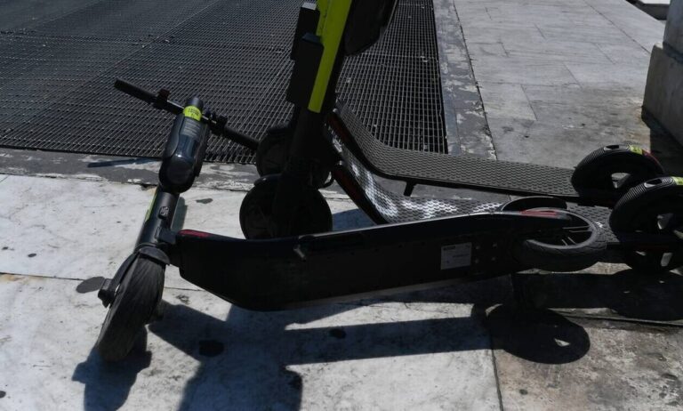 Τραγωδία : Αυτοκίνητο παρέσυρε και σκότωσε 42χρονο με ηλεκτρικό πατίνι