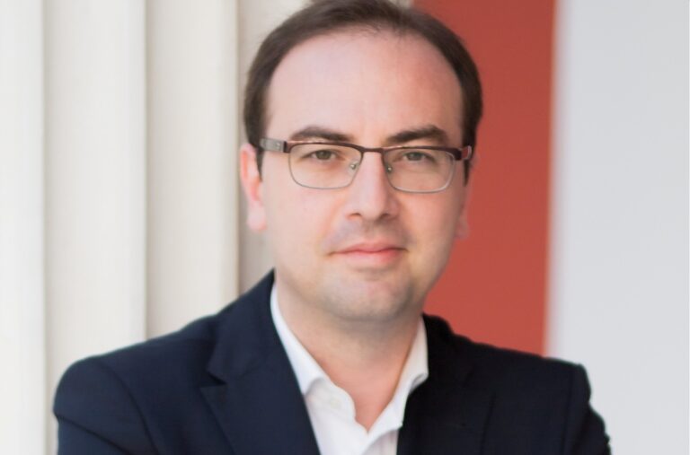 Βασίλης Τσίρκας: Προοδευτικό πρόγραμμα άμεσης ανακούφισης της κοινωνίας και δημοκρατικής ανασυγκρότησης της χώρας