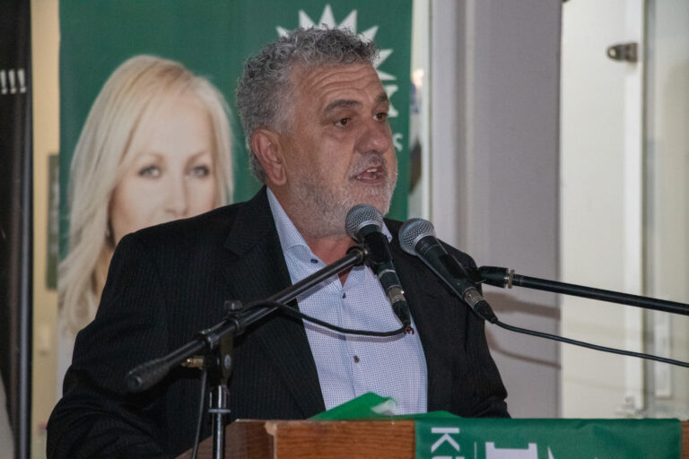 Γιώργος Δημητρίου : “Στηρίζω τις αντιδράσεις των κατοίκων της Καμαρίνας απέναντι στην κατασκευή φωτοβολταϊκού πάρκου δίπλα από τον Ιερό Βράχο του Ζαλόγγου”