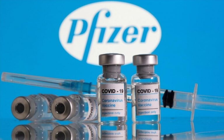 Ελέγχονται τα εμβόλια της Pfizer για εκατοντάδες θανάτους και χιλιάδες παρενέργειες