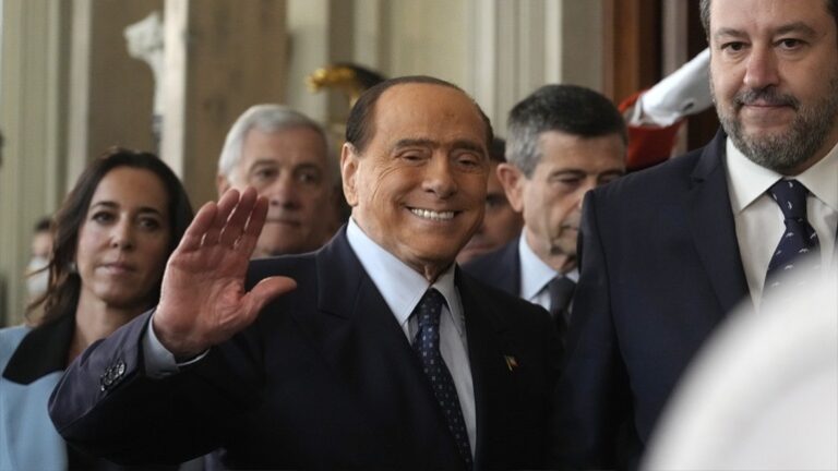 Γκάφες και ατάκες του Σίλβιο Μπερλουσκόνι
