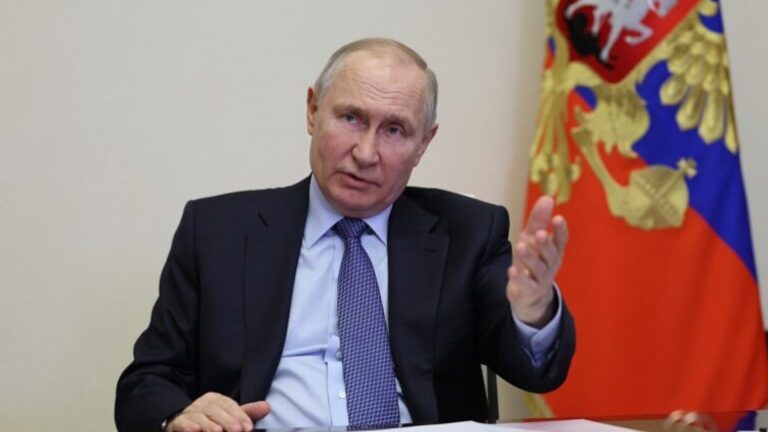 Πούτιν: «Ο ρωσικός στρατός και ο λαός δεν ήταν με το μέρος των στασιαστών»