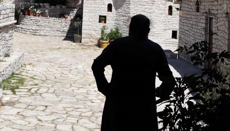 Καλόγερος από τα Γιάννενα επιχείρησε να βιάσει τουρίστρια σε μονή της Ζακύνθου