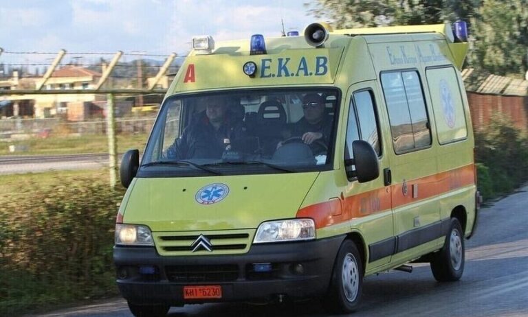 Μια ακόμη τραγωδία στην άσφαλτο: Σκοτώθηκε 49χρονος ασυνομικός – Έπεσε με μοτοσικλέτα σε ρεματιά