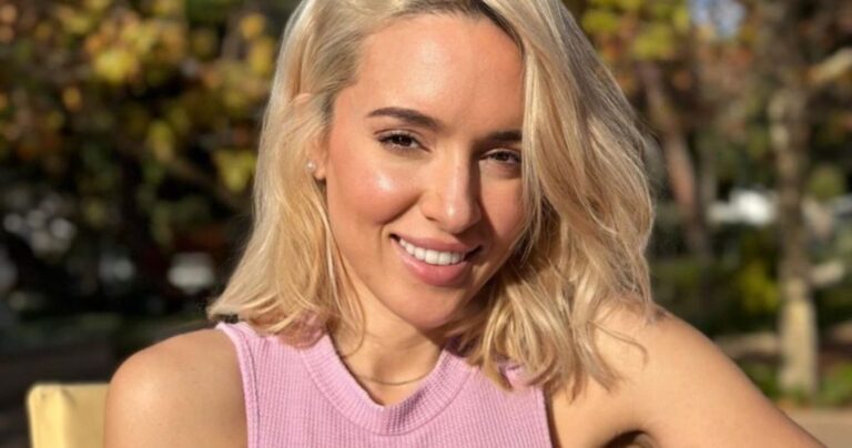 Καλομοίρα: «Όταν στεναχωριέμαι, κλαίω και κάνω 20 λεπτά “κηδεία”»