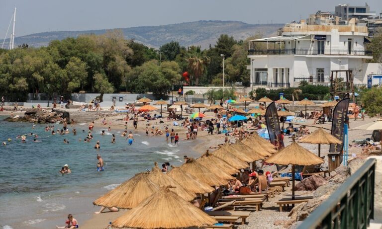 Εκλογές 2023: Οι Έλληνες ψήφισαν… παραλία – Νέο ιστορικό ρεκόρ με ποσοστό αποχής 47,17%