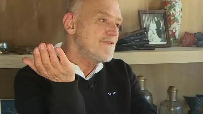 Στέλιος Παρλιάρος: «Σταμάτησα την τηλεόραση γιατί άρχισαν οι εκπομπές να γίνονται σούπερ μάρκετ»