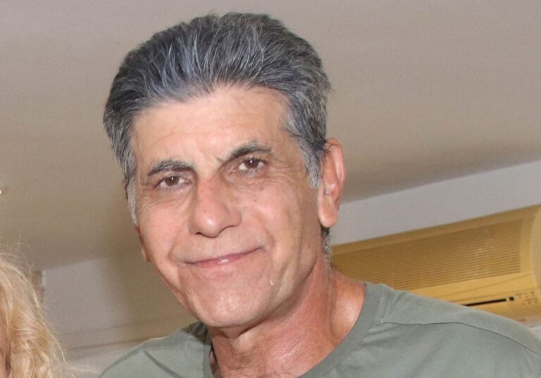 Γιάννης Μπέζος: «Αν ειπώθηκε ότι κακώς έγινα παρουσιαστής, το θεωρώ πολύ τιμητικό!»