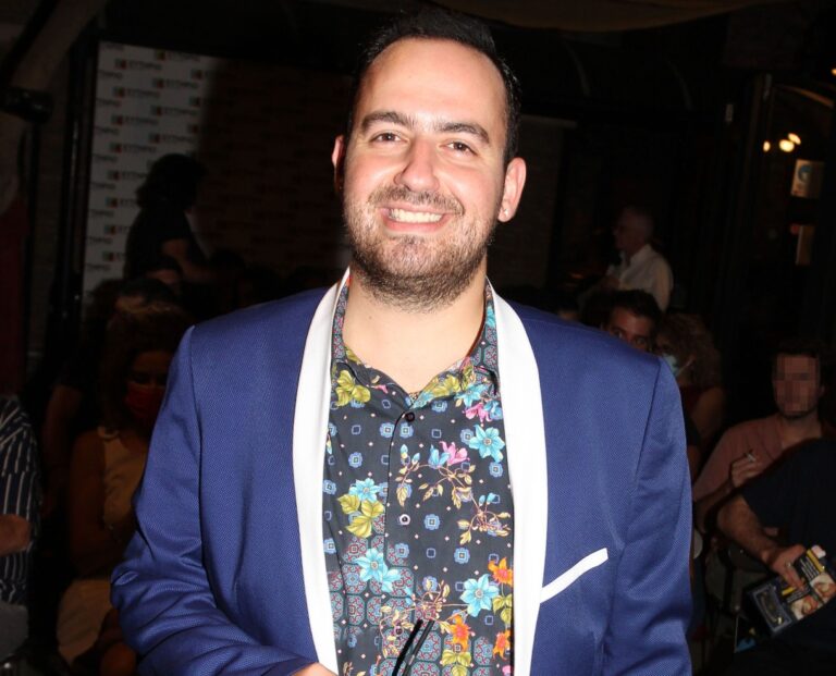 Μαυρίκιος Μαυρικίου: «Στην Κύπρο υπάρχει εκτίμηση, σεβασμός, αγάπη ανάμεσα στους παρουσιαστές. Εδώ είναι να βγάλει ο ένας το μάτι του άλλου.»