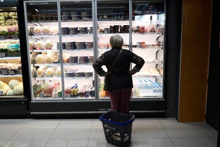 Βαρύτερο το καλάθι των σούπερ μάρκετ για τα ελληνικά νοικοκυριά και το 2024 – Έρχονται νέες ανατιμήσεις έως 5,7%