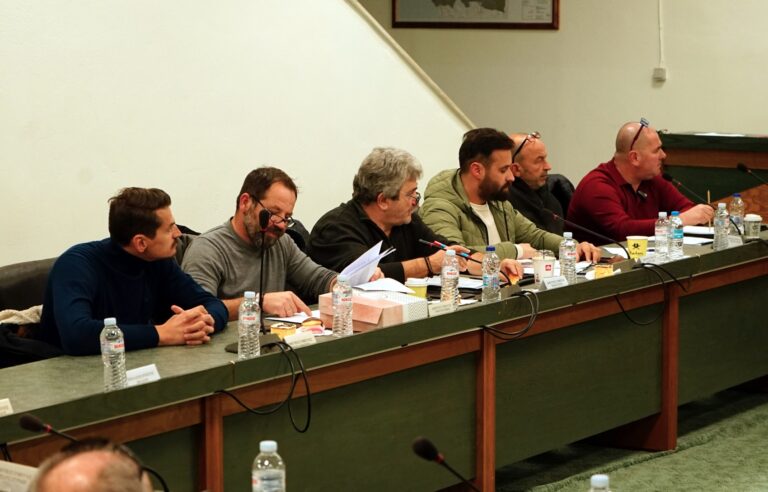 Καταψηφίστηκε από την Δημοτική Αρχή η αυξηση της επιχορήγησης γιατρών των Κέντρων Υγείας του Δήμου Πάργας