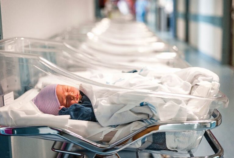 Ήπειρος: Κάθε χρόνο και χειρότερη η εικόνα της συρρίκνωσης και της γήρανσης του πληθυσμού