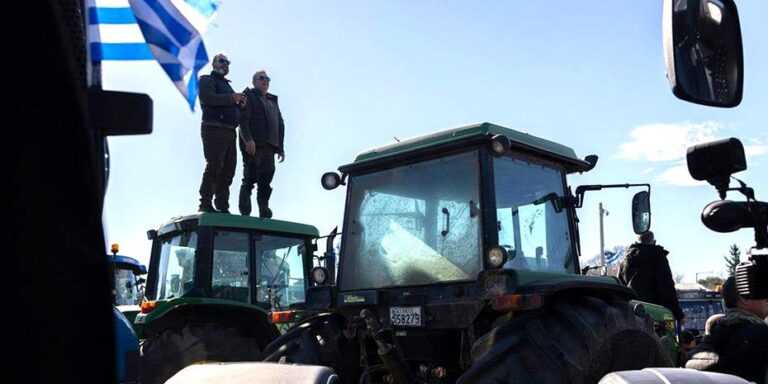 Παραμένουν στα αίτηματά τους οι αγρότες της Ηπείρου – Καθημερινά κλείνουν για ένα δίωρο το λιμάνι της Ηγουμενίτσας