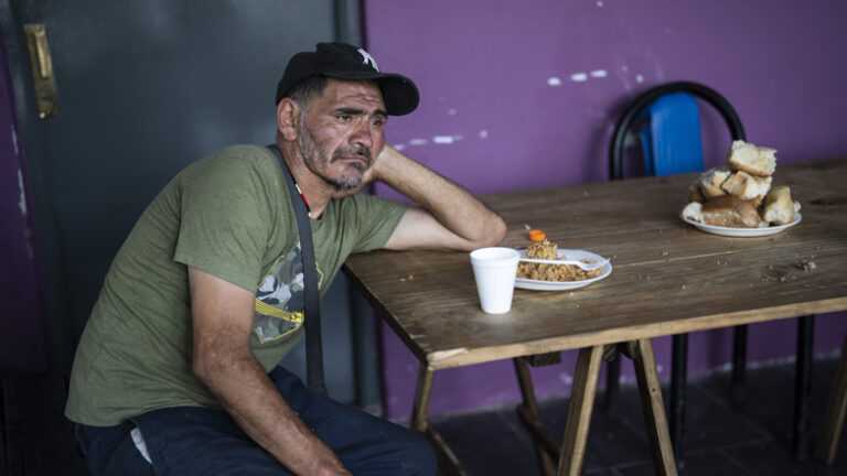 Αργεντινή: Πάνω από το 57% του πληθυσμού βυθίστηκε στη φτώχεια